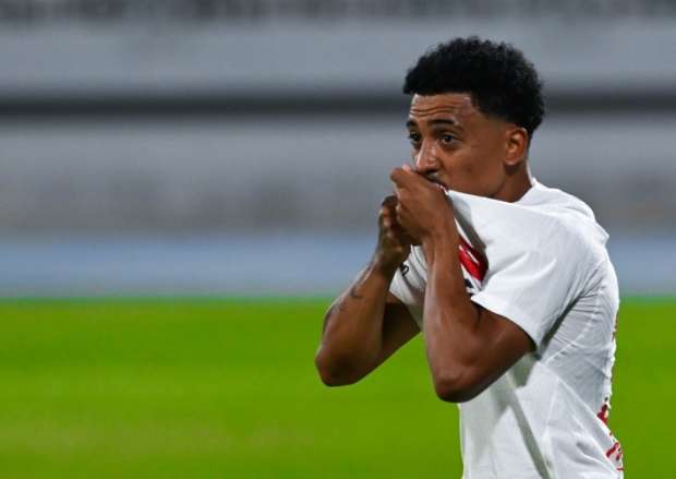 الزمالك يطلب مهلة جديدة لتسوية أزمة صفقتي بيزيرا وبانزا