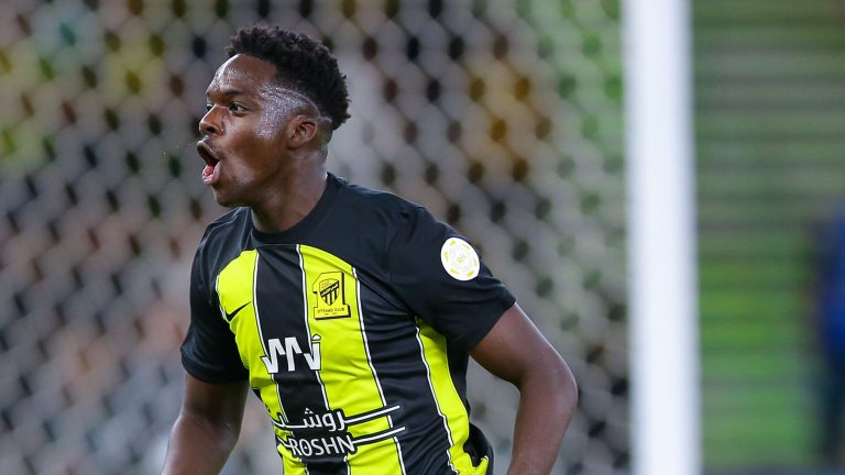 الاتحاد يوافق على رحيل مهاجمه الشاب طلال حاجي إلى نادي الرياض