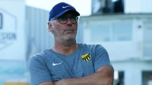 لوران بلان يوضح طبيعة إصابة الشنقيطي بعد فوز الاتحاد على النجمة