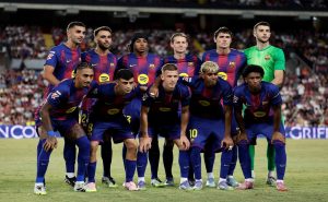 برشلونة يستعيد دي يونج وبيرنال قبل مواجهة فالنسيا في الدوري الإسباني