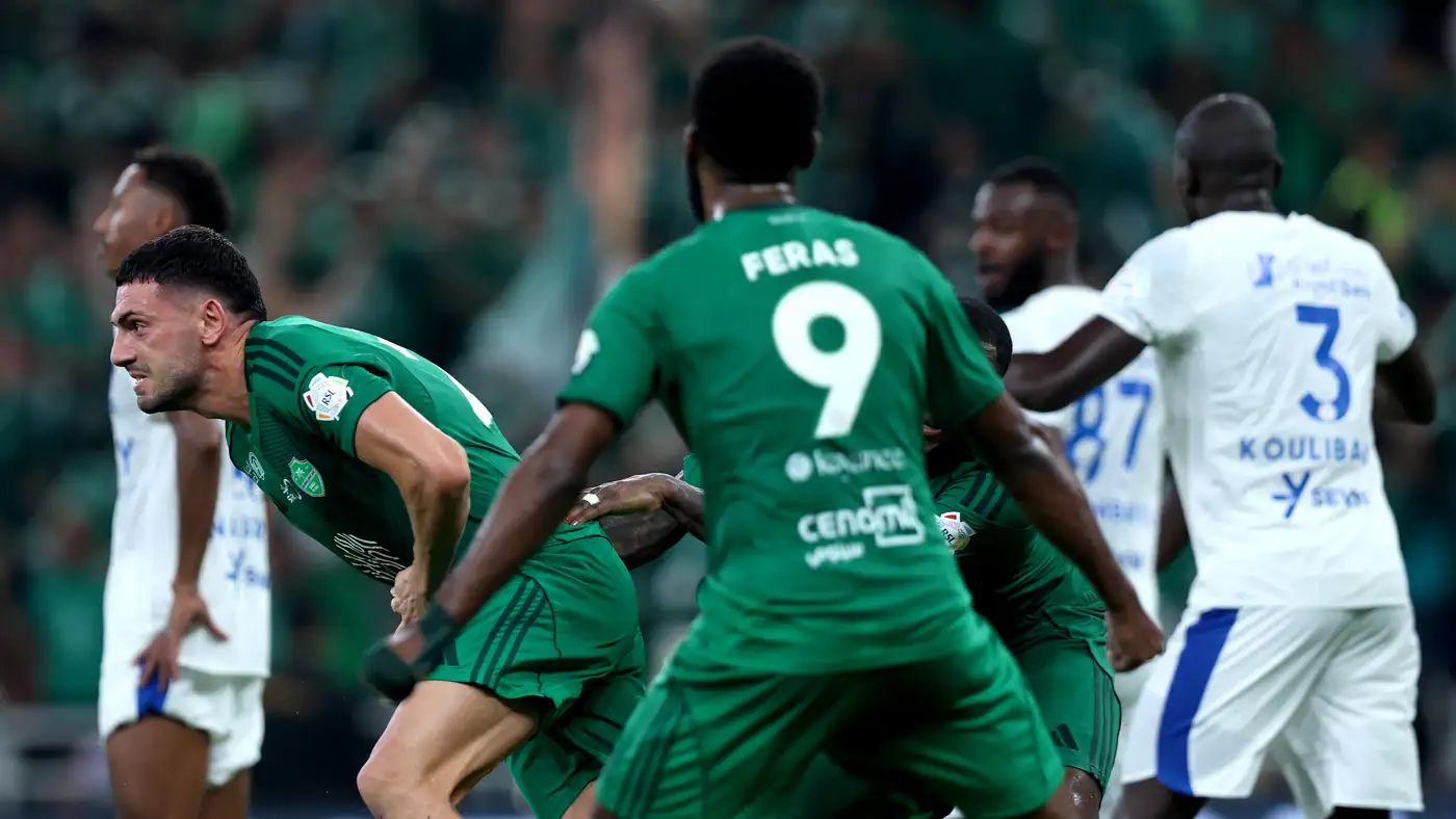 أهلي جدة ضد الهلال