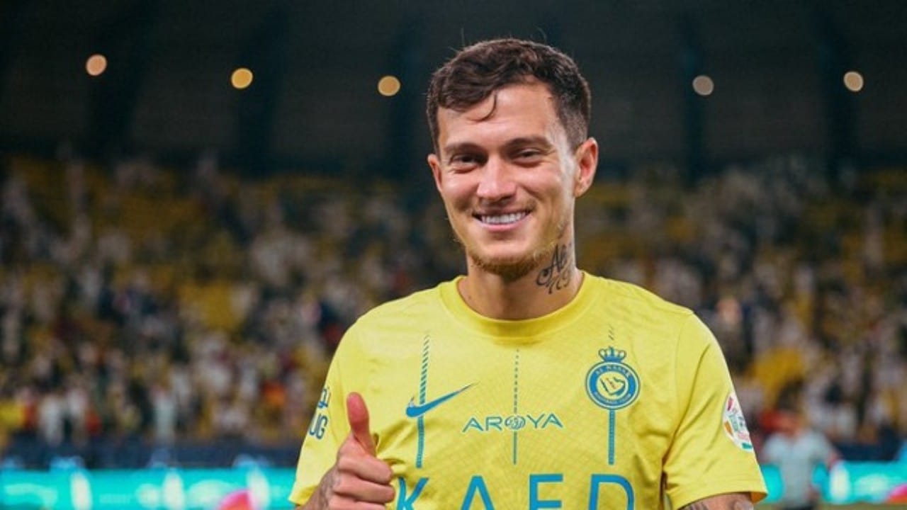 رحيل أوتافيو من النصر