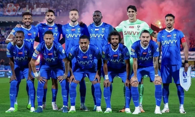 الهلال يعتمد على 13 لاعبًا أجنبيًا لتعزيز طموحاته هذا الموسم