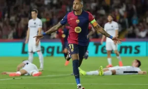 رافينيا يغيب عن التشكيل الأساسي لبرشلونة أمام فالنسيا بسبب عقوبة