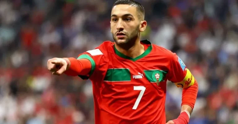 إلتشي يدرس التعاقد مع حكيم زياش في صفقة انتقال حر