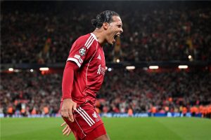صلاح يتألق وفان دايك يحسمها.. ليفربول يتفوق على أتلتيكو مدريد بثلاثية مثيرة