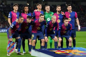 برشلونة يسجل روني بردغجي رسميًا في قائمته بعقد حتى 2029
