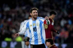 ميسي ينهي تصفيات المونديال هدافًا لأمريكا الجنوبية رغم غيابه عن لقاء الإكوادور