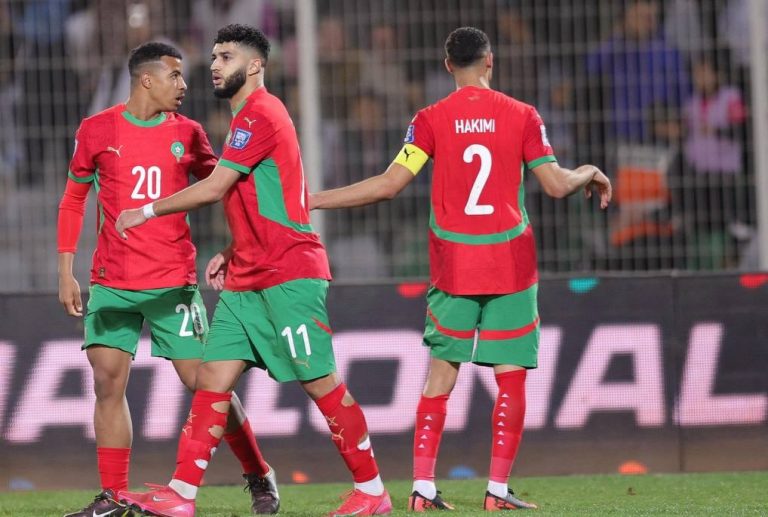 الشيبي أم الهلالي.. من سيعوض أشرف حكيمي ضد زامبيا؟