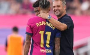 فليك يستبعد رافينيا من تشكيل برشلونة ضد فالنسيا لأسباب تأديبية