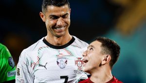 رونالدو عن بكاء طفل أرمينيا: الآن أصبح لدي صديق جديد