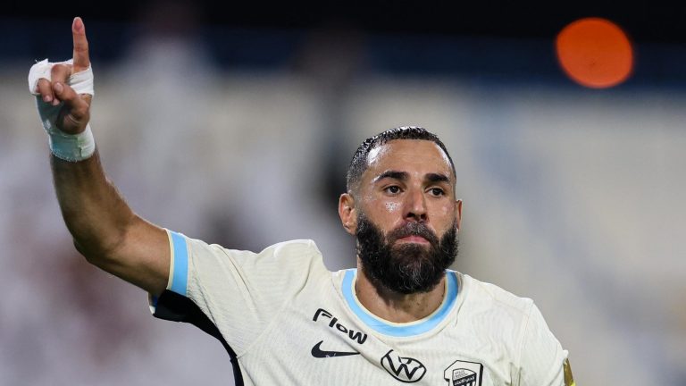 كريم بنزيما يحدد موعد عودته للملاعب مع الاتحاد بعد الإصابة