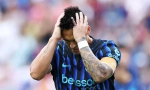لاوتارو مارتينيز يعاني من آلام الظهر قبل مواجهة أياكس