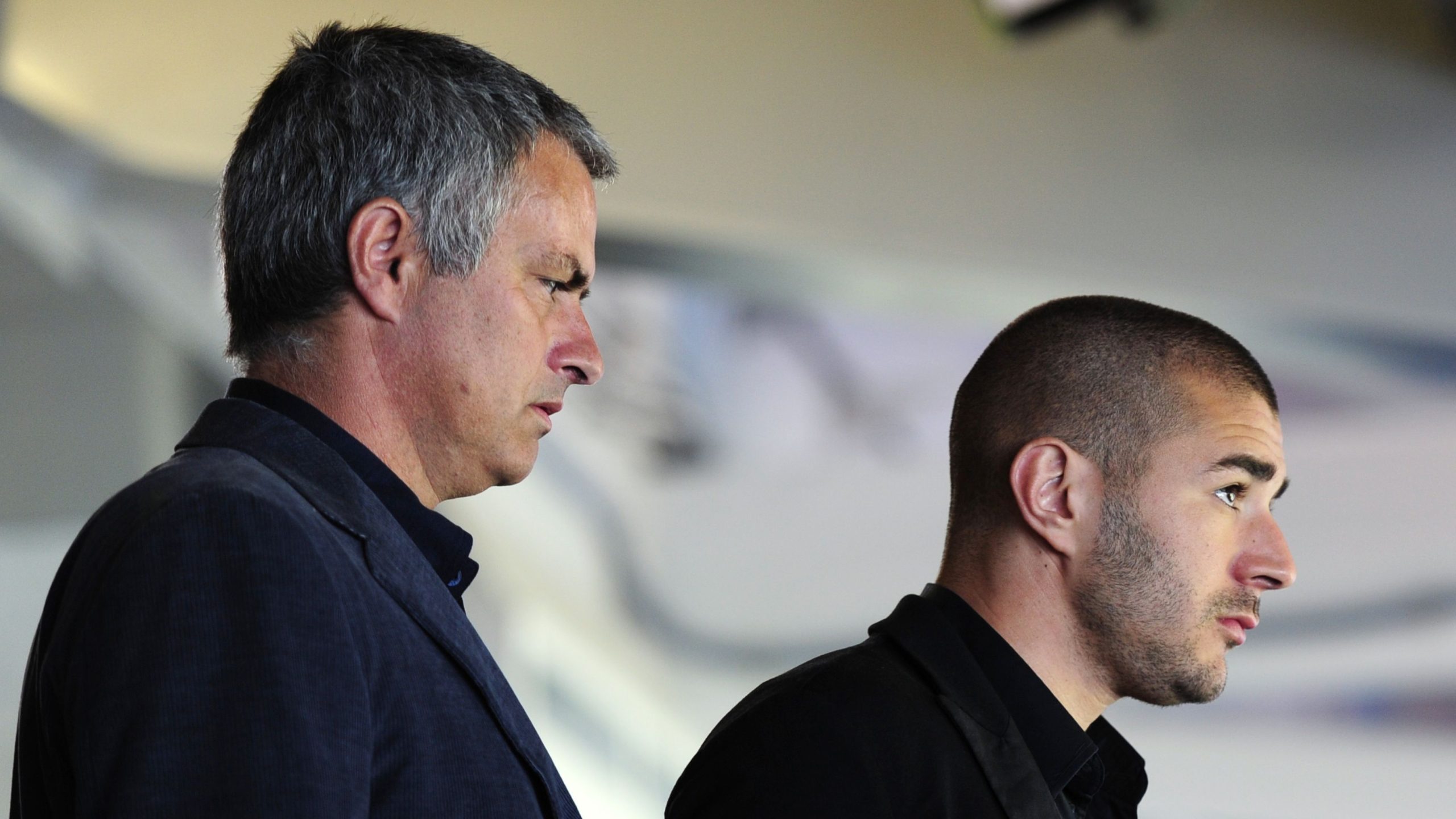 مورينيو يخطط لتعزيز هجوم بنفيكا بالتعاقد مع كريم بنزيمة