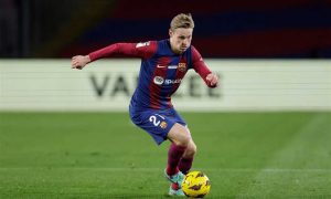 برشلونة يُجدد عقد فرينكي دي يونج حتى 2029 ويوافق على تخفيض راتبه