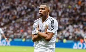 مبابي يتوج لاعب شهر أغسطس في ريال مدريد للمرة الرابعة