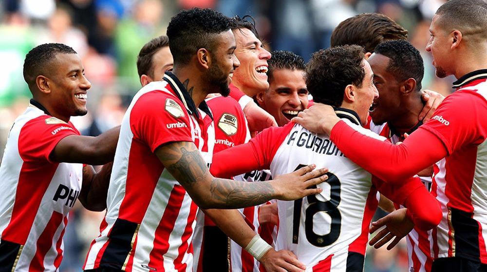 آيندهوفن ضد نابولي