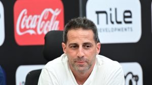 فيريرا يعقد محاضرة فنية للاعبي الزمالك قبل مواجهة ديكيداها