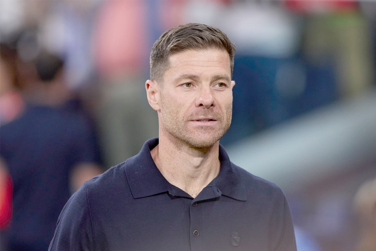 تشابي ألونسو يحقق رقمًا تاريخيًا بأصغر تشكيلة في الكلاسيكو خلال 20 عامًا تشابي ألونسو